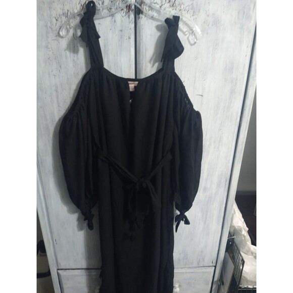 Red Carter Maxi Fringe Cold Shoulder Dress Bk Md Boho Beachy Cottagecor Feminine - Picture 2 of 10